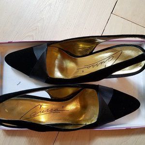Caressa Romance Black Velvet and Satin 8.5N Shoes
